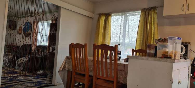 119 Mahia Road Wattle Downs_10