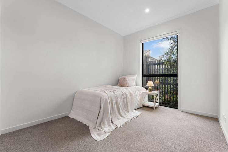 5/1 Genevieve Lane Hobsonville_12