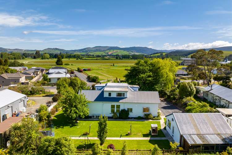 264 Gladstone Road North Mosgiel_32