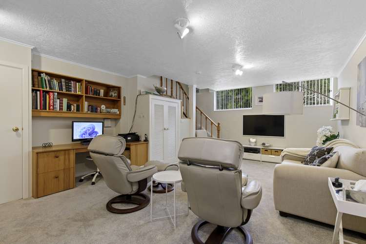 4 Harewood Grove Pinehaven_10