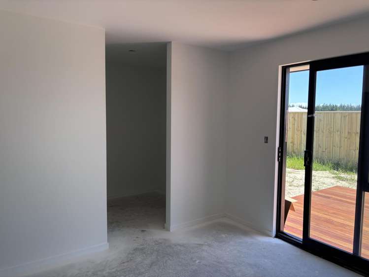 98 Scout Street Rolleston_9