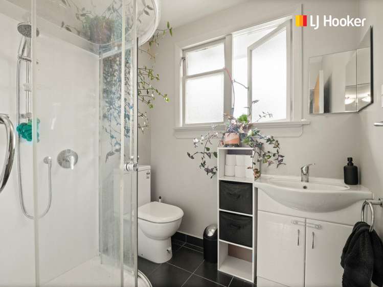 73 Macandrew Road South Dunedin_12