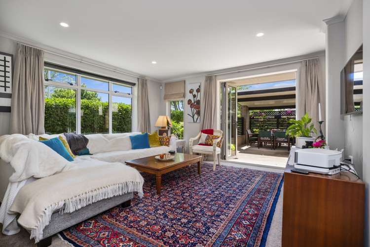 2 Barometer Way Pyes Pa_11