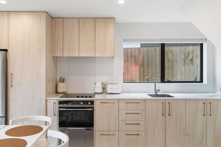 2/19 Karamu Street Te Atatu Peninsula_9