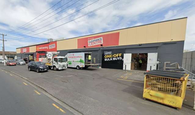 Price Reduced Bulk Retail near Sylvia Park