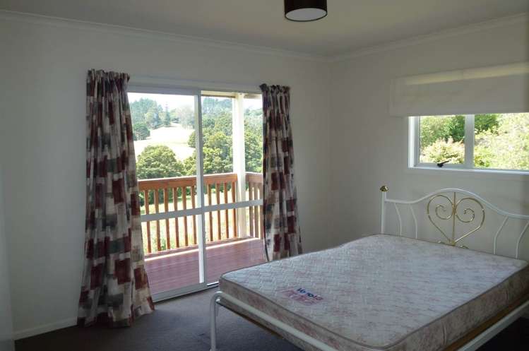 81 Alcoba Street Kamo_5