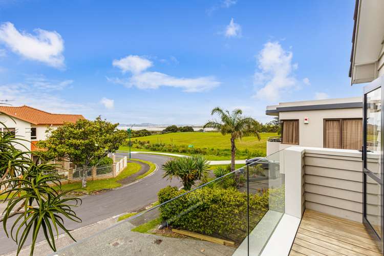 7 Landmark Drive Te Atatu Peninsula_21