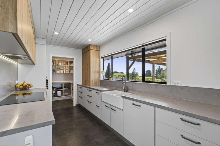 438 Alfred Road Egmont Village_9