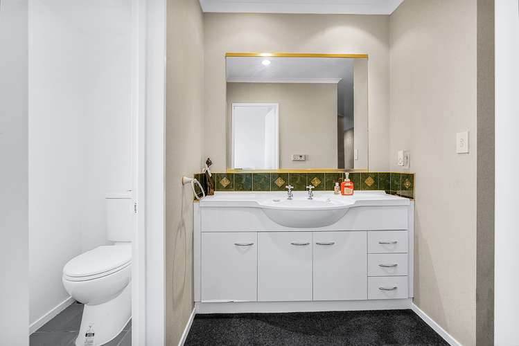 5 Guernsey Place Grandview Heights_13