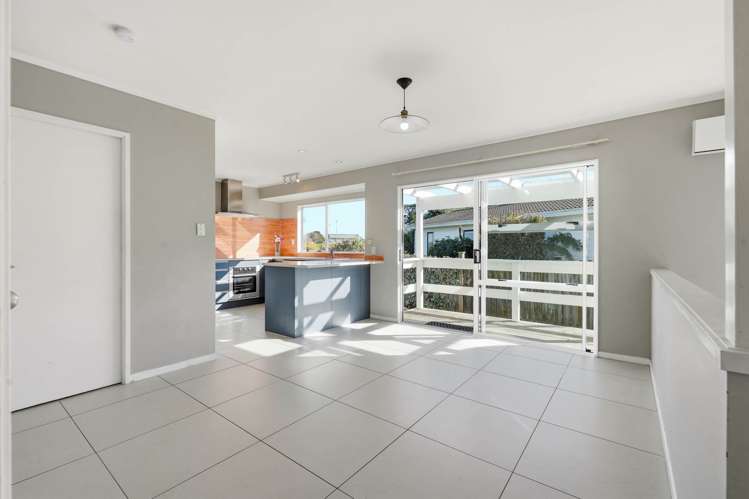 66 De Quincey Terrace Highland Park_9