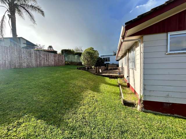 11 Tableau Place Totara Vale_2