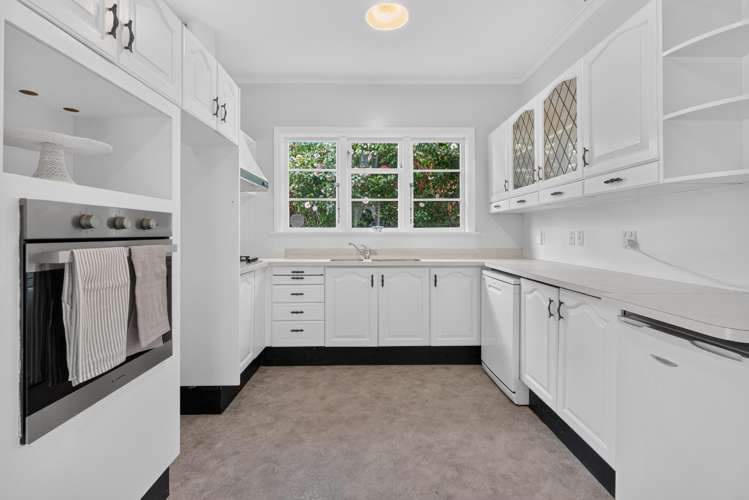 4 Military Road Boulcott_10