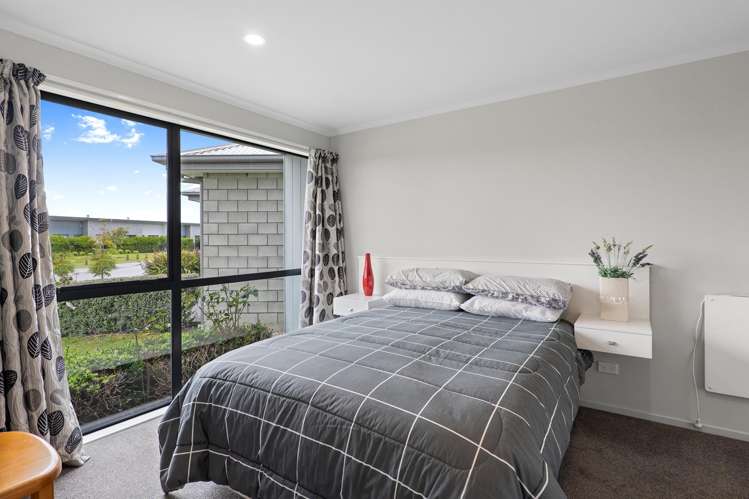 28 William Dawson Crescent Wigram_12