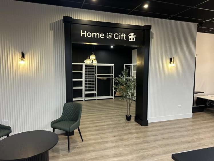 100 Glover Road Hawera_16