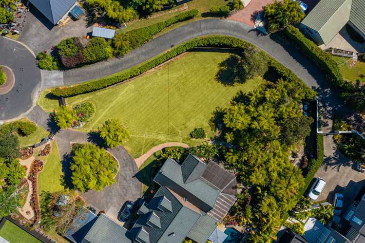 22b Wainoni Heights Greenhithe_1