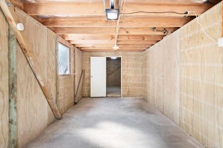 2/11 Taipari Road Te Atatu Peninsula_11