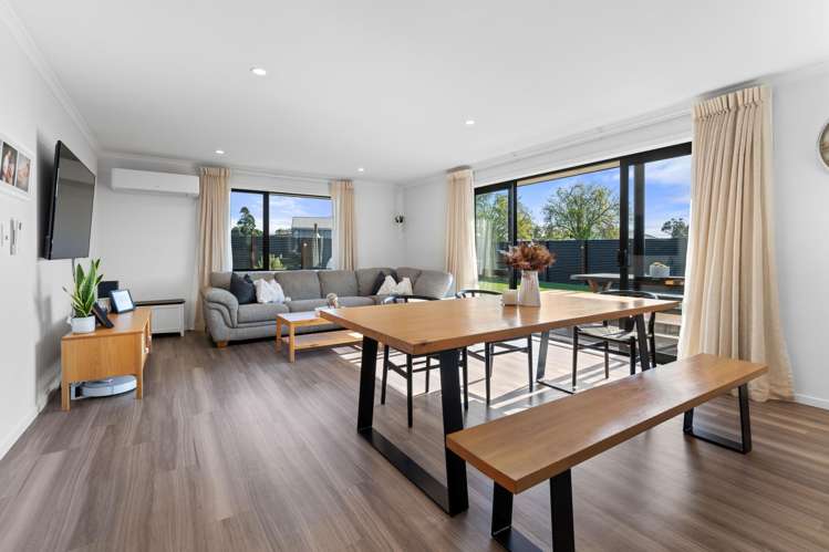 8 Old Orchard Road Solway_10