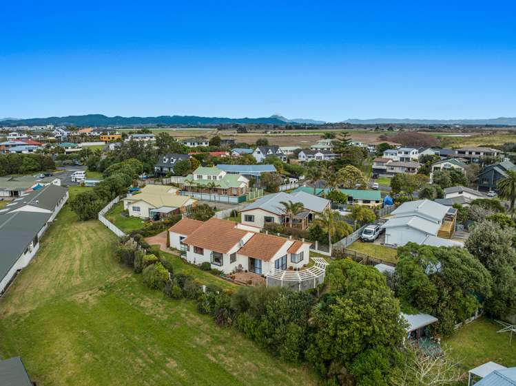 17 The Glebe Coastlands_14