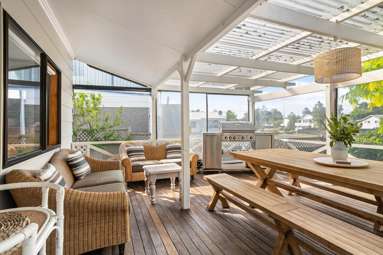 13 El Dorado Leader_2