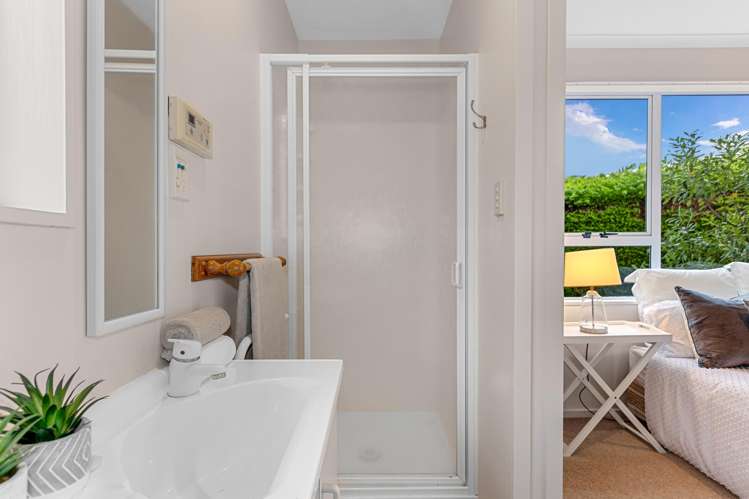 90 Marine Drive Diamond Harbour_16