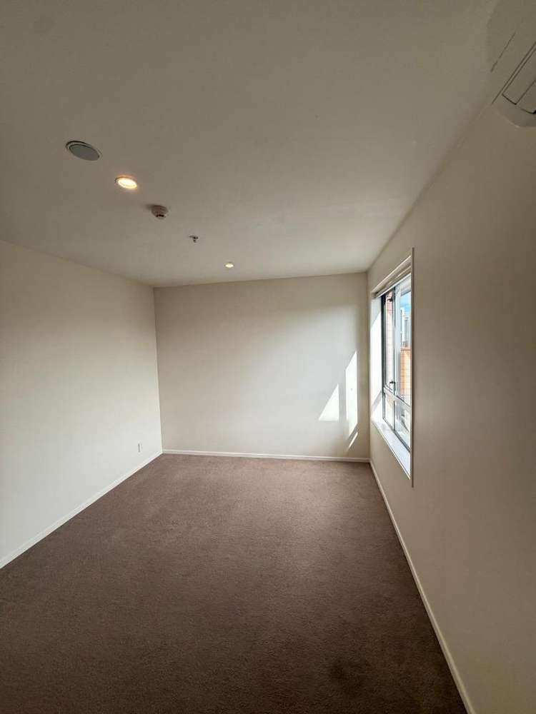 5C/160 Hobsonville Point Road Hobsonville_8