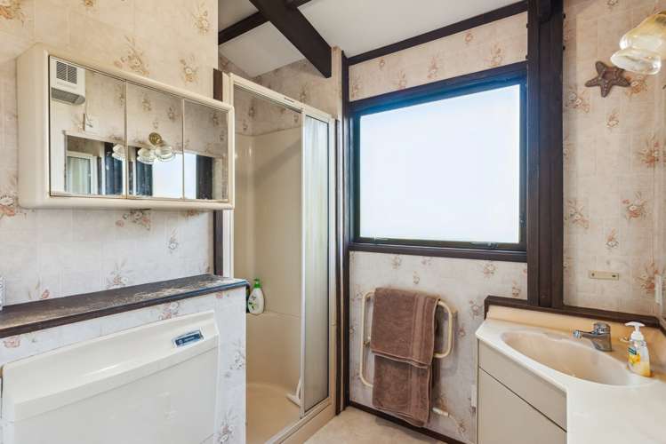 21 Anaru Street Raumati Beach_14