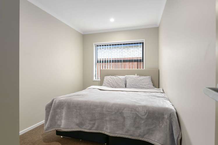 8 Squire Avenue Chartwell_11