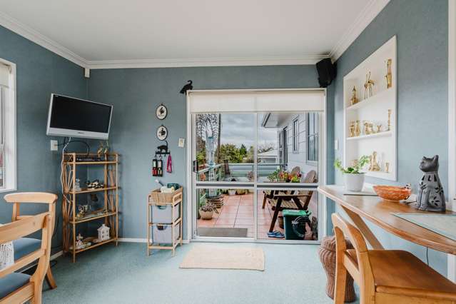 18b Ridgeway Place Glenview_4