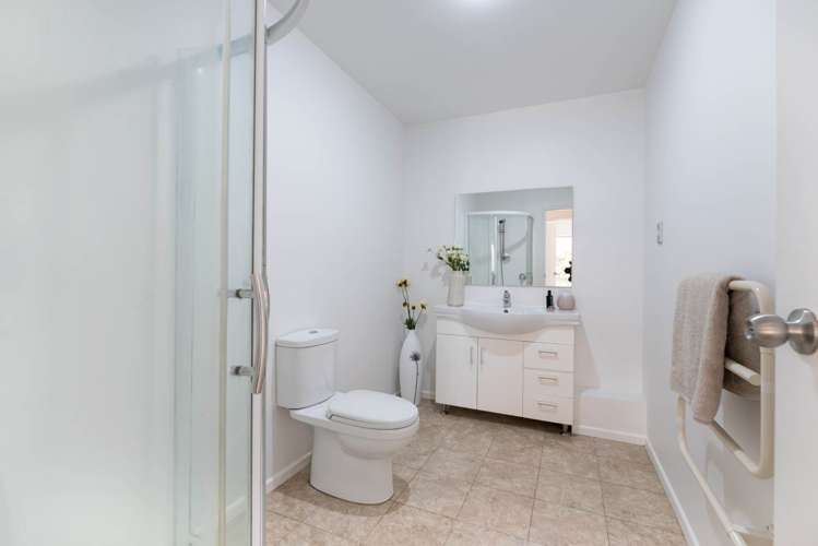 86 Terry Street Blockhouse Bay_17