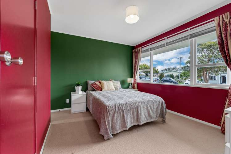 1/11 Brandon Road Glen Eden_11