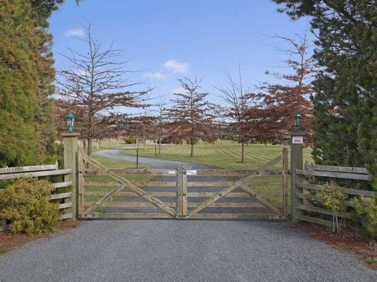 133 Halkett Road West Melton_24