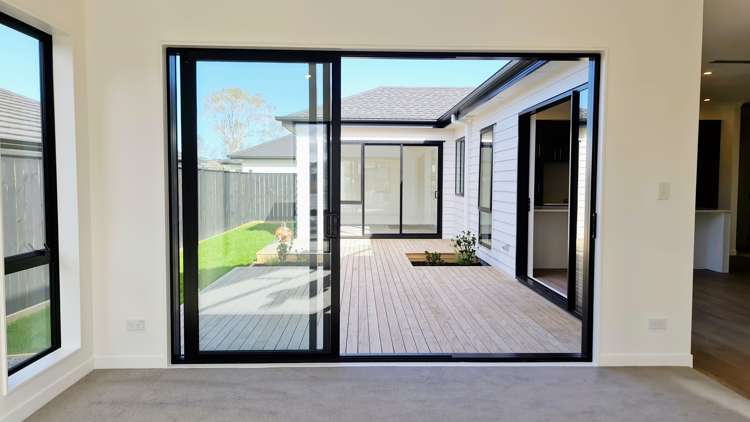 5 Frith Street Wainui_5