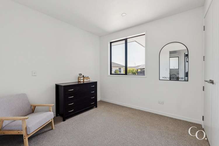 51 Kahuparere Crescent Pyes Pa_24