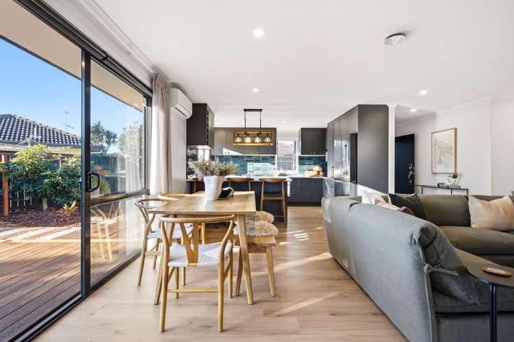 4 Sarah Court Rototuna_5