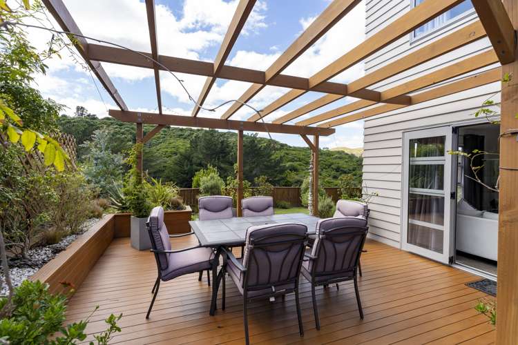 51 Te Puia Drive Aotea_8