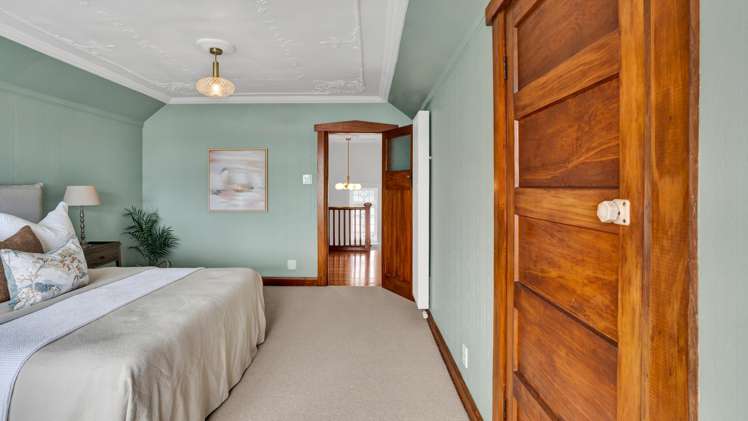 19 Baring Terrace Strandon_17