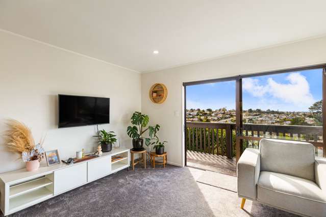 8 Garton Drive Massey_4