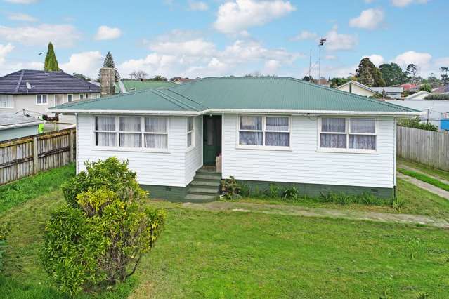 4 Antrim Crescent Otara_1