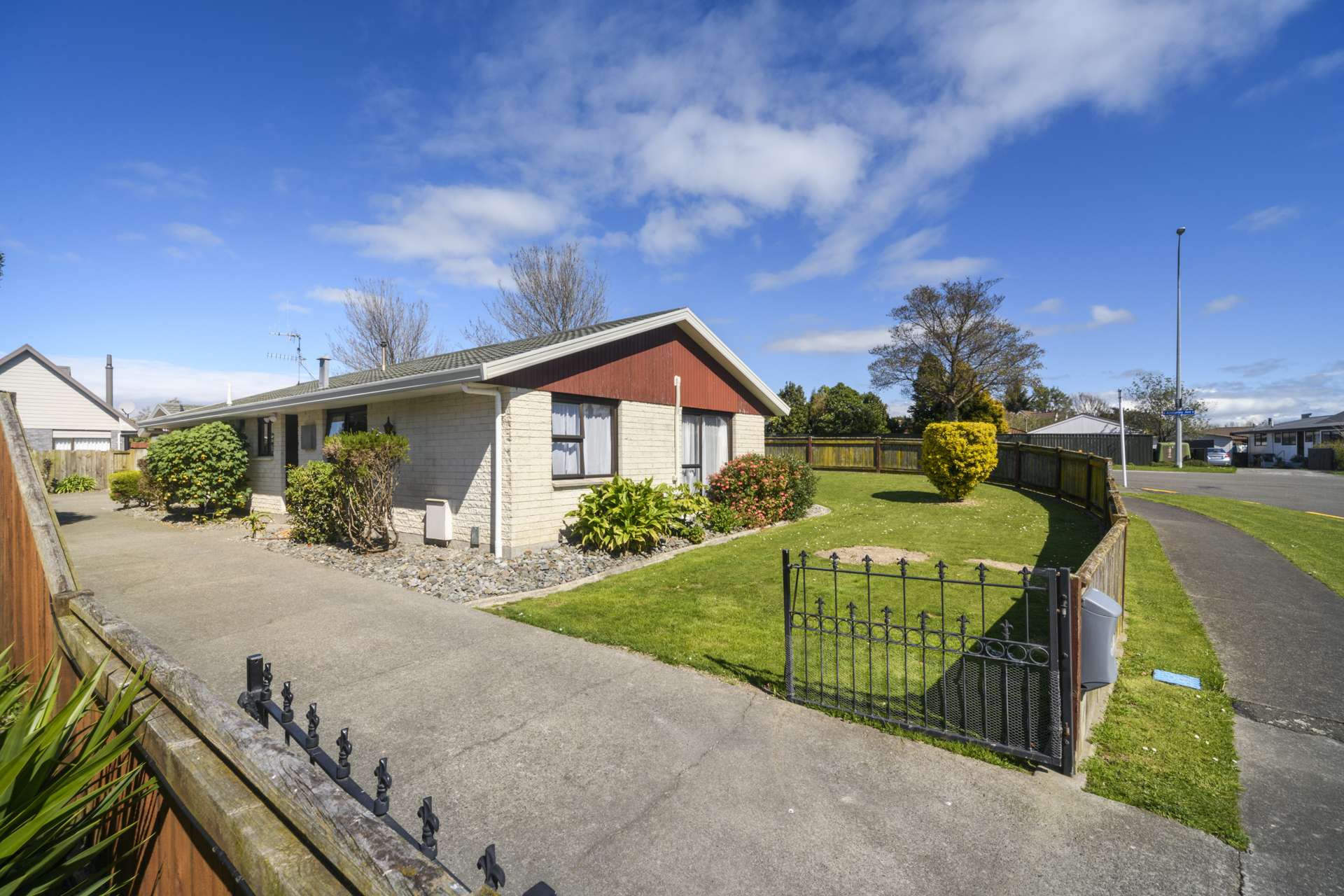 2 Caroline Crescent Highbury_0