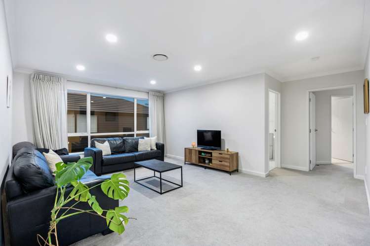 11 Tawatawa Street Long Bay_18
