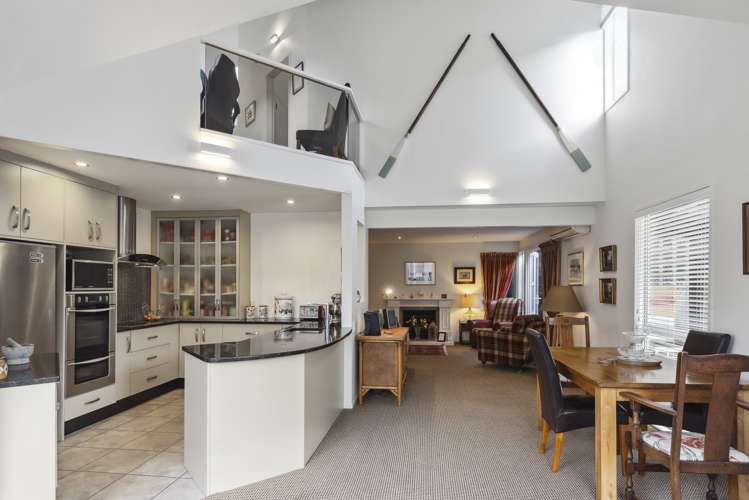 18a Garden Road Raumati Beach_9