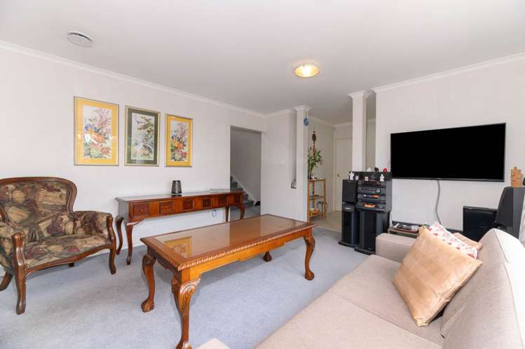 17 Stolford Crescent New Lynn_7