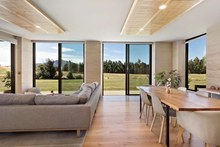 197 Loess Lane Hawea Flat_5