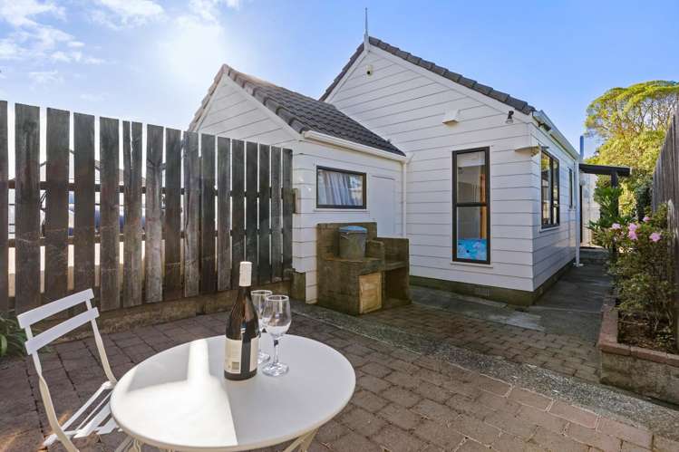 107 Beazley Avenue Paparangi_10