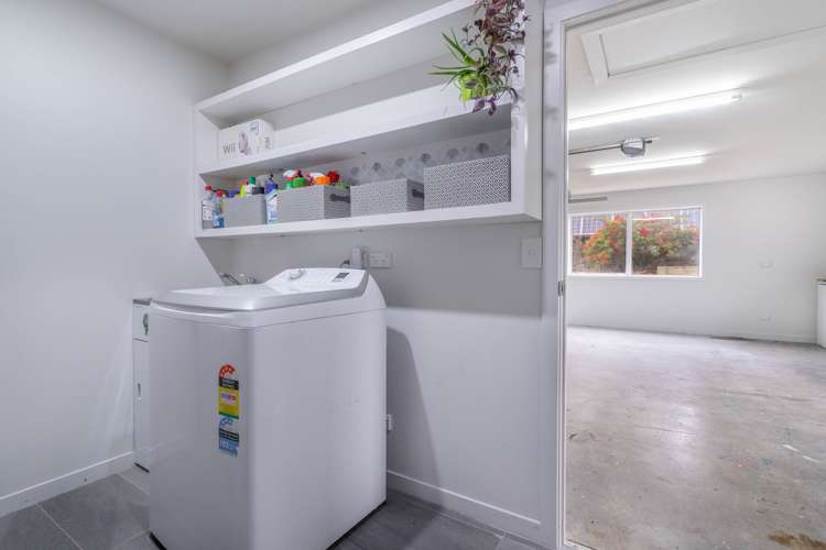 32 Brook Street Riverton_16