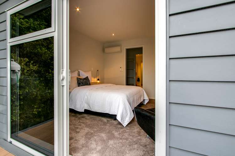 16 Hornsey Road Bluff Hill_15