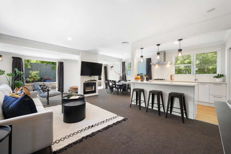 19 Hutchinsons Road Bucklands Beach_8