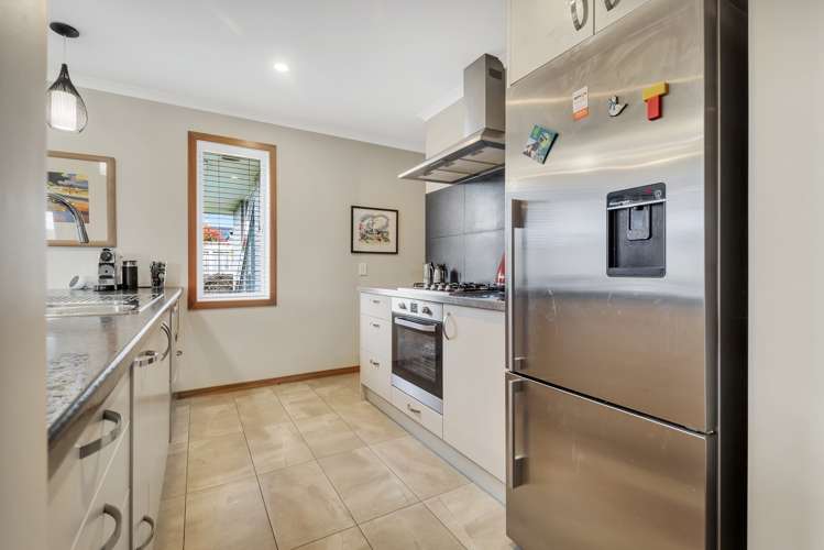 49 Curtis Street Stoke_5