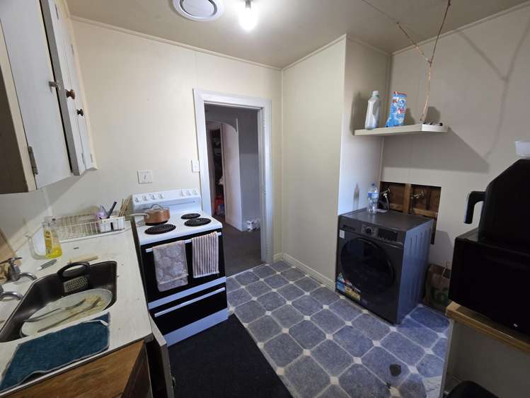 3 George Street Balclutha_18