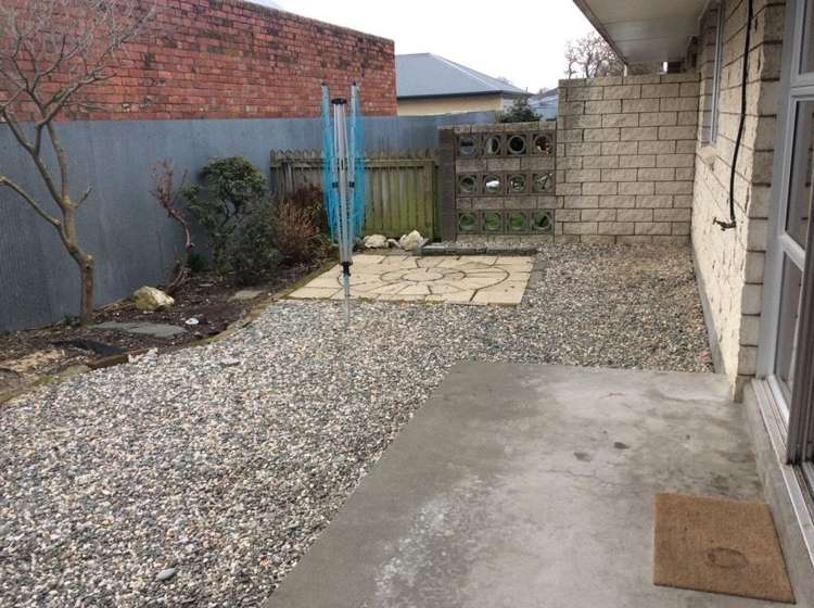 2/33 Cameron Street Ashburton_6